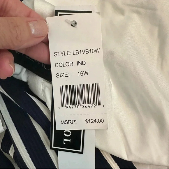 LaBlanca One Piece Swimsuit NWT - Picture 10 of 11